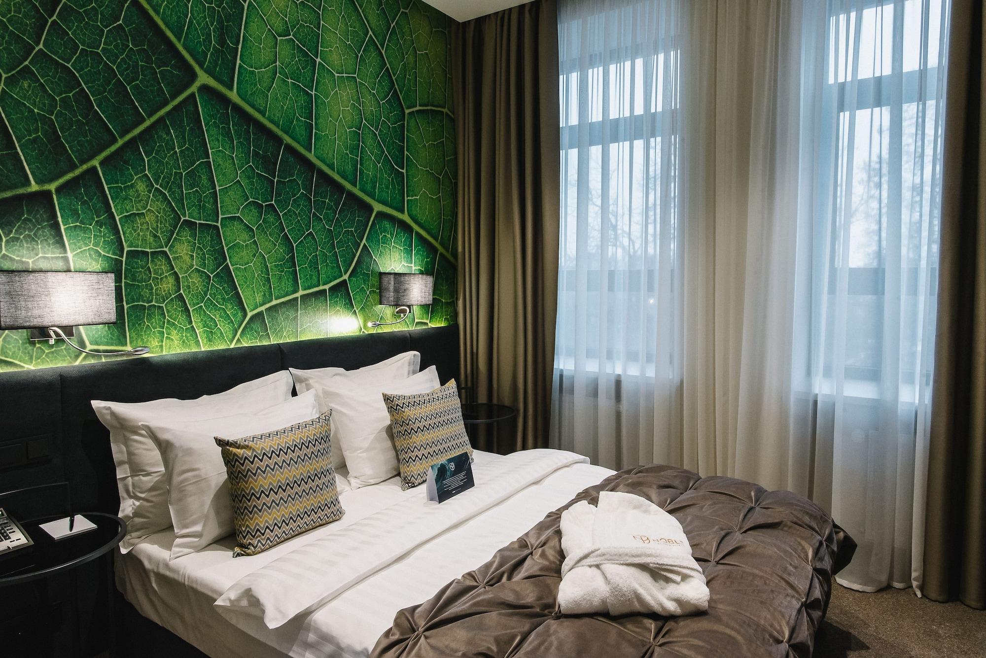 Noble Boutique Hotel Lutsʼk Εξωτερικό φωτογραφία