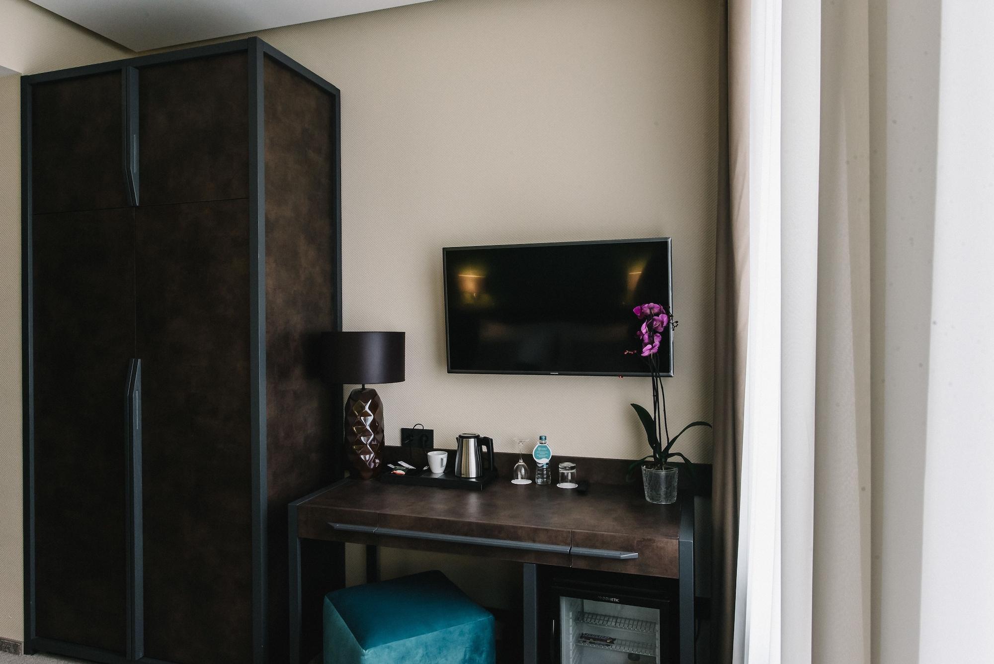 Noble Boutique Hotel Lutsʼk Εξωτερικό φωτογραφία
