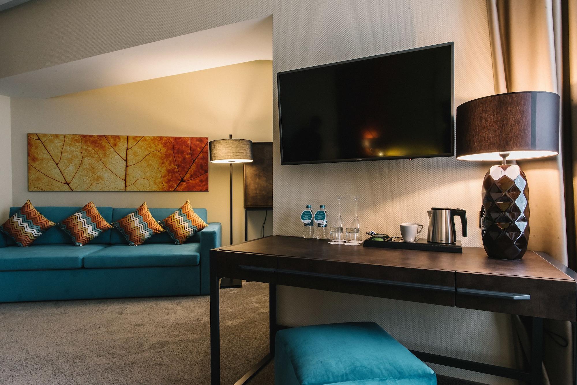 Noble Boutique Hotel Lutsʼk Εξωτερικό φωτογραφία