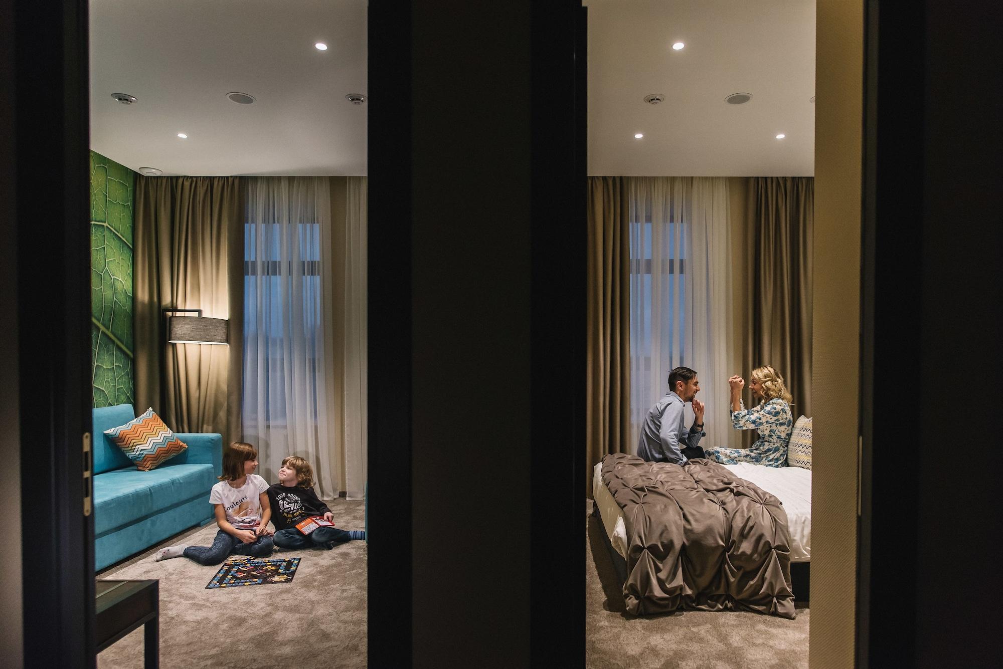Noble Boutique Hotel Lutsʼk Εξωτερικό φωτογραφία