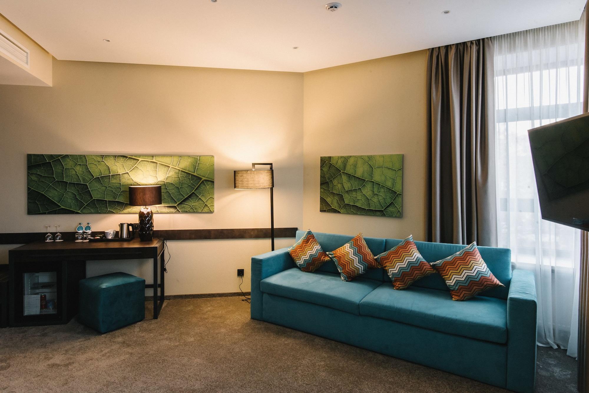 Noble Boutique Hotel Lutsʼk Εξωτερικό φωτογραφία