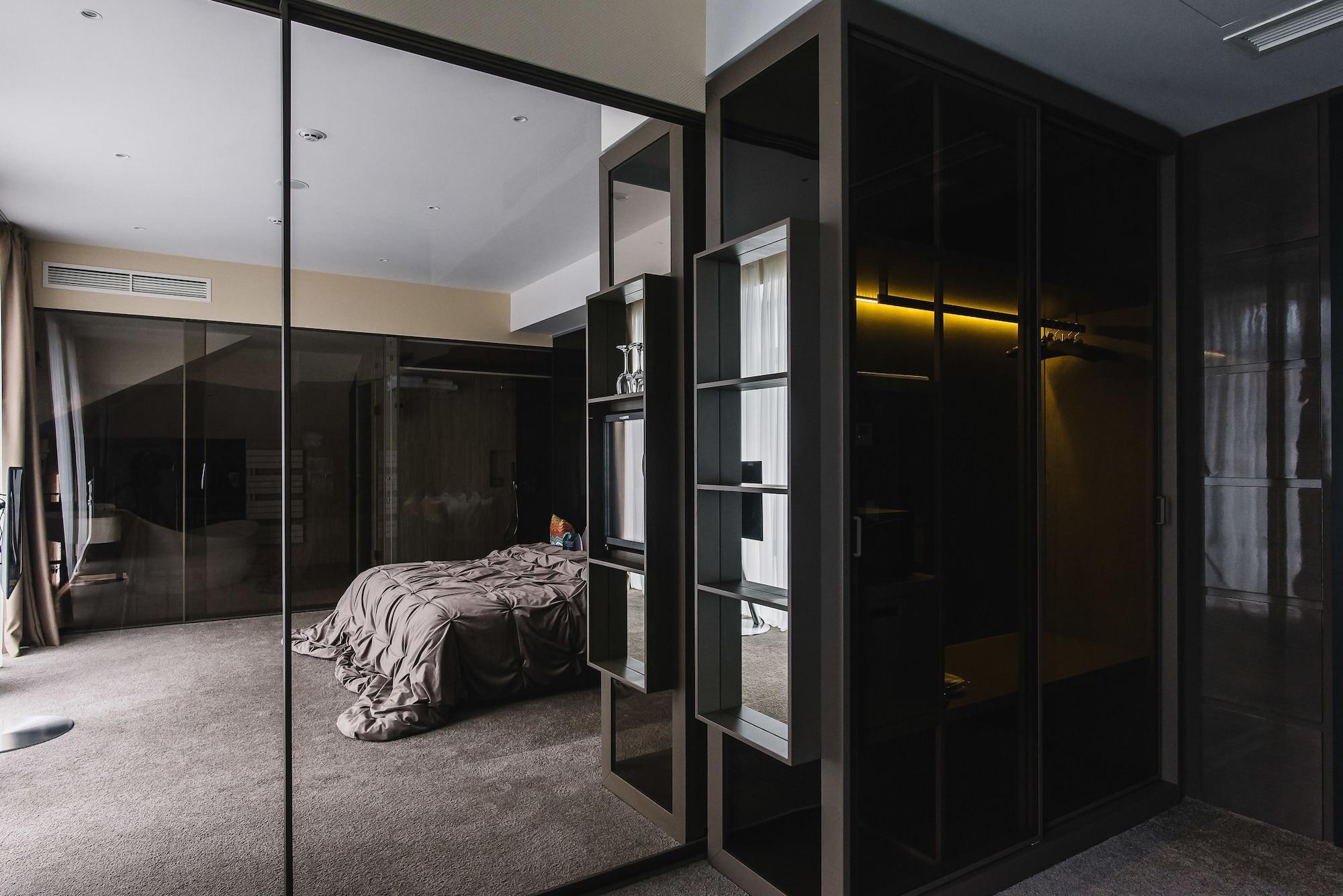Noble Boutique Hotel Lutsʼk Εξωτερικό φωτογραφία