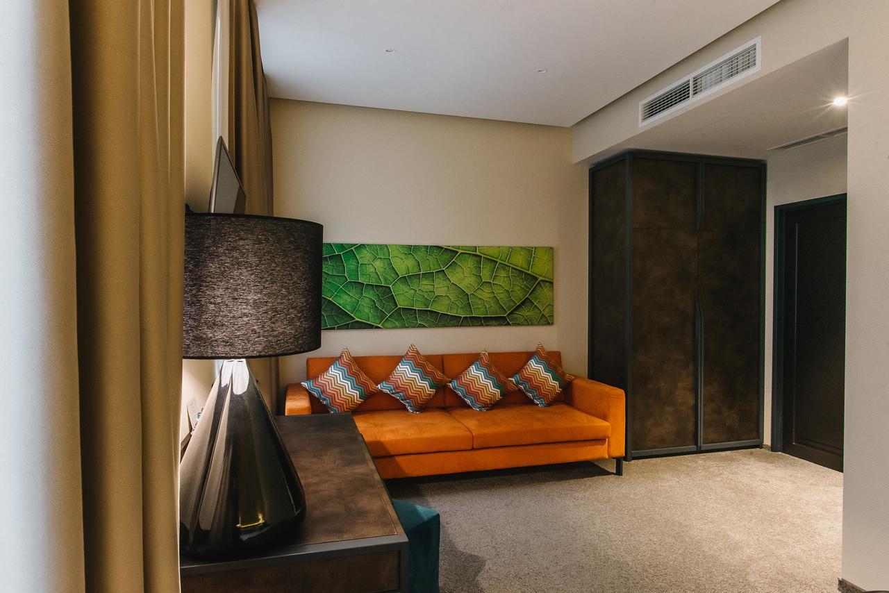 Noble Boutique Hotel Lutsʼk Εξωτερικό φωτογραφία