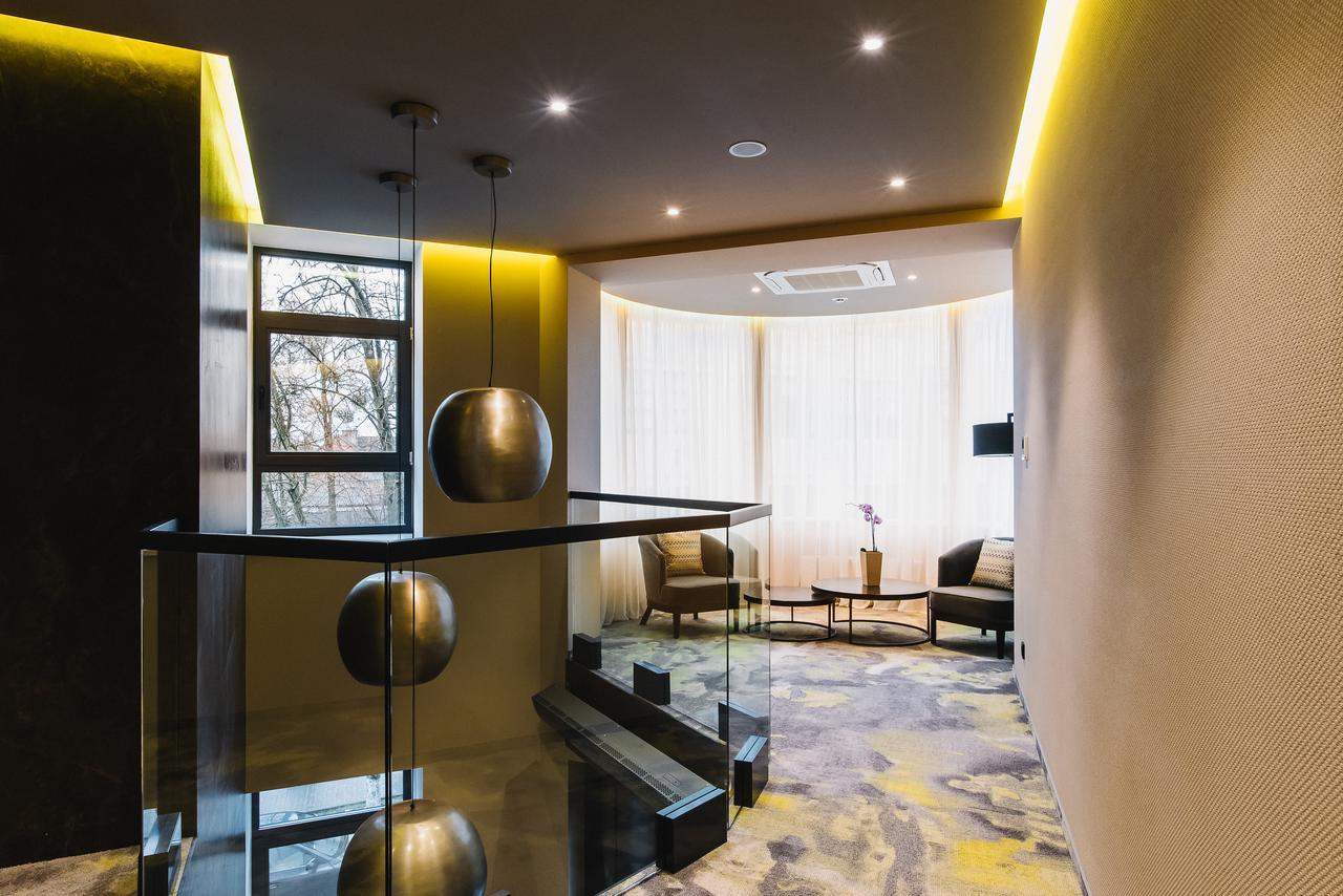Noble Boutique Hotel Lutsʼk Εξωτερικό φωτογραφία