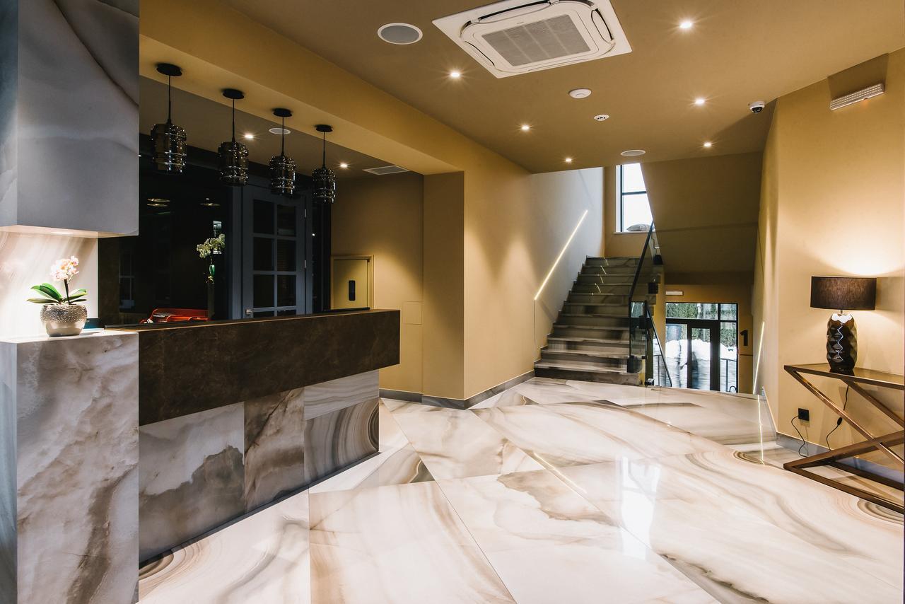 Noble Boutique Hotel Lutsʼk Εξωτερικό φωτογραφία